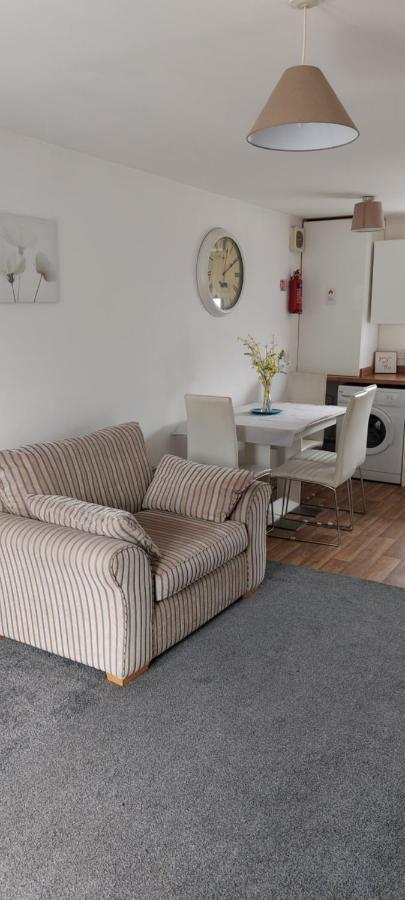 The Elms - Close To City Centre Cardiff Ngoại thất bức ảnh
