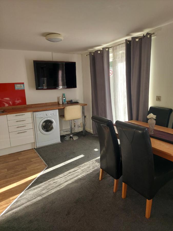 The Elms - Close To City Centre Cardiff Ngoại thất bức ảnh