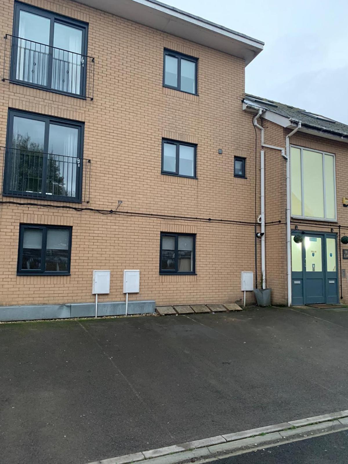 The Elms - Close To City Centre Cardiff Ngoại thất bức ảnh